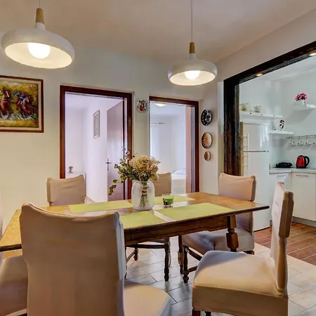 Babic Apartment *